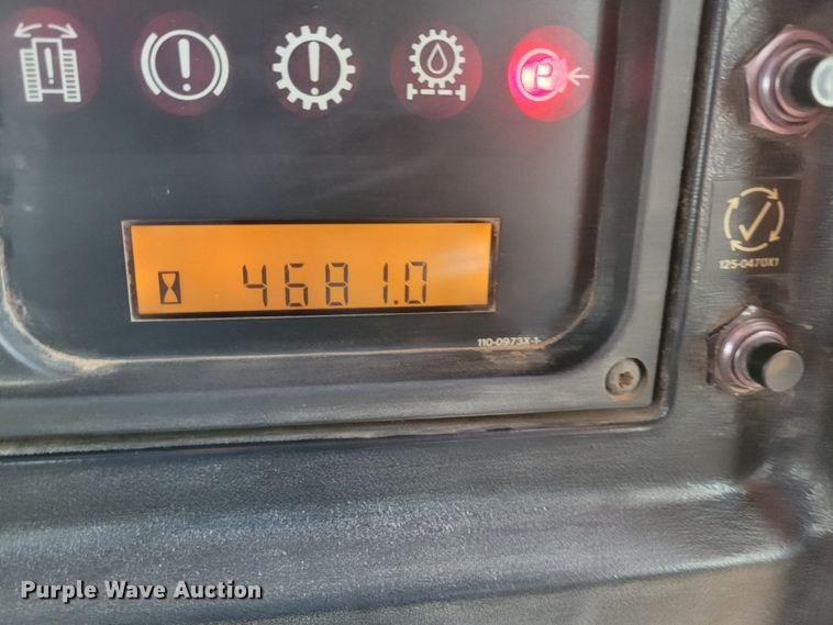 image for item EB9807 1999 Caterpillar D5M XL  dozer