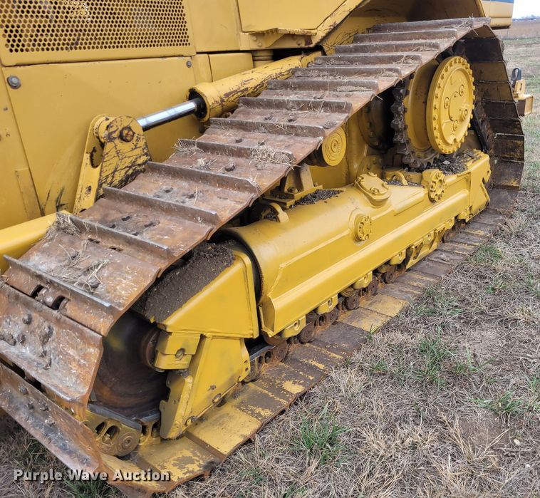 image for item EB9807 1999 Caterpillar D5M XL  dozer