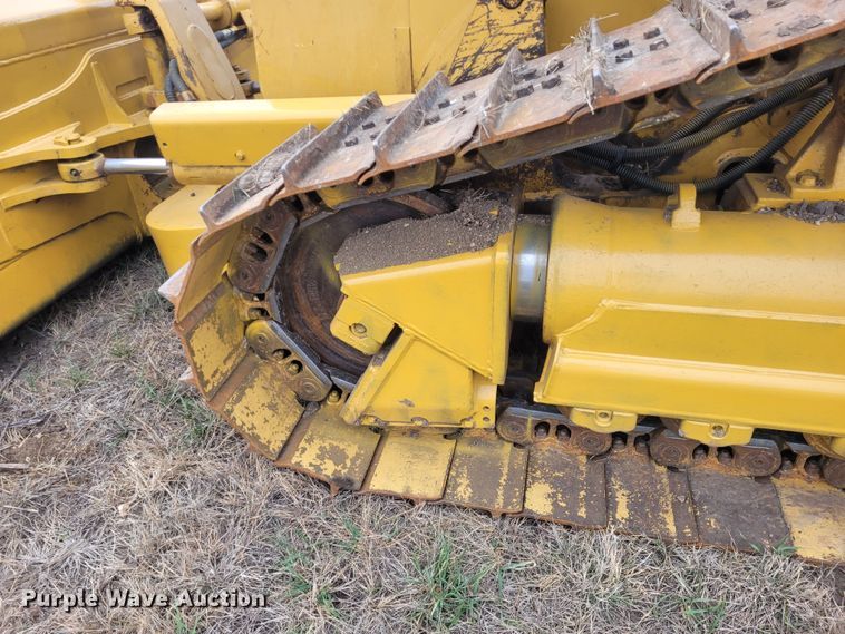 image for item EB9807 1999 Caterpillar D5M XL  dozer