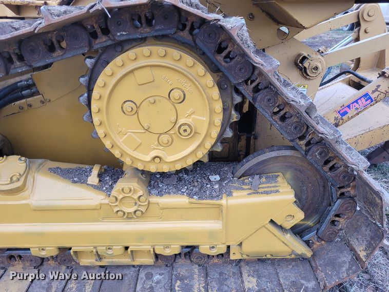 image for item EB9807 1999 Caterpillar D5M XL  dozer
