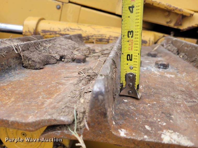 image for item EB9807 1999 Caterpillar D5M XL  dozer