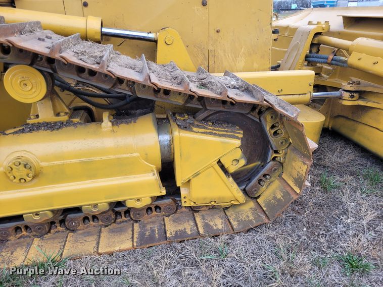 image for item EB9807 1999 Caterpillar D5M XL  dozer