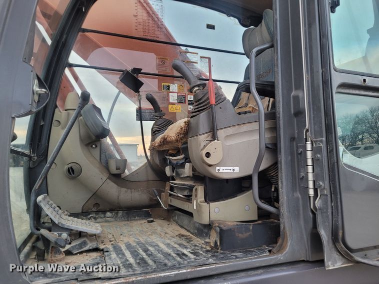 image for item EB9811 2007 Hitachi ZX350LC 3  excavator