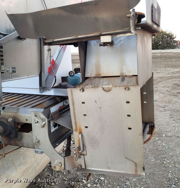 image for item EB9823 Henderson  spreader