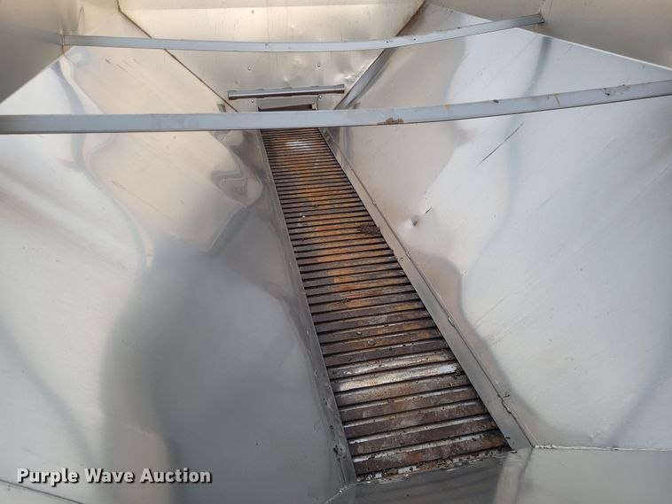 image for item EB9823 Henderson  spreader