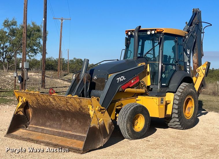 image for item EI0507 2017 John Deere 710L  backhoe