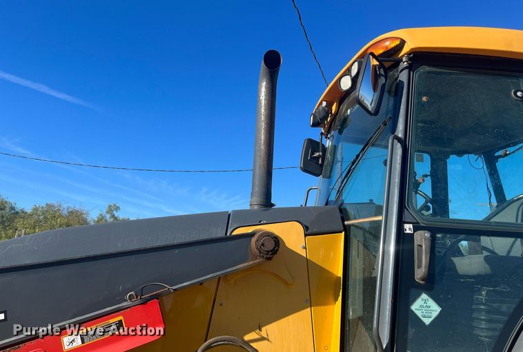 image for item EI0507 2017 John Deere 710L  backhoe