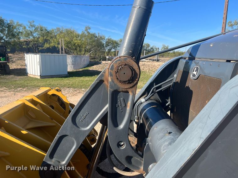 image for item EI0507 2017 John Deere 710L  backhoe