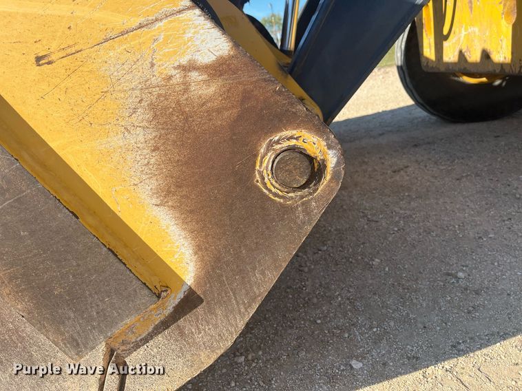 image for item EI0507 2017 John Deere 710L  backhoe