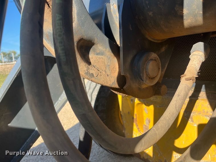 image for item EI0507 2017 John Deere 710L  backhoe