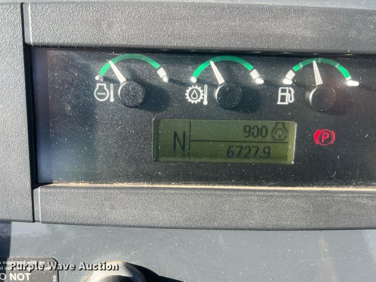 image for item EI0507 2017 John Deere 710L  backhoe