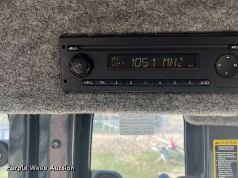 image for item EI0507 2017 John Deere 710L  backhoe