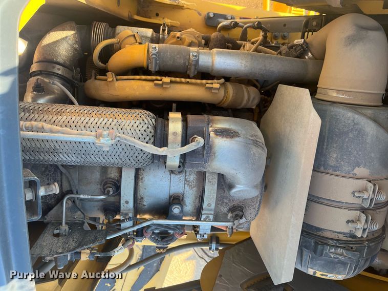 image for item EI0507 2017 John Deere 710L  backhoe