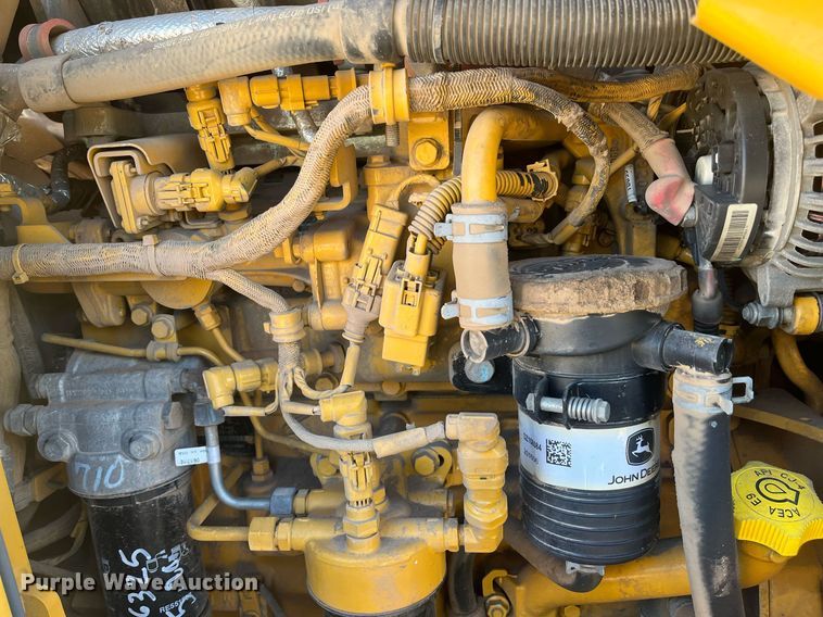 image for item EI0507 2017 John Deere 710L  backhoe