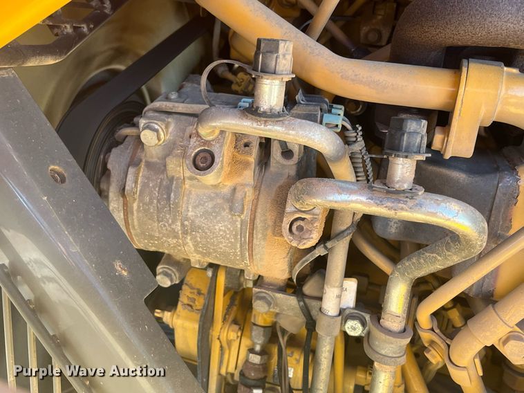 image for item EI0507 2017 John Deere 710L  backhoe