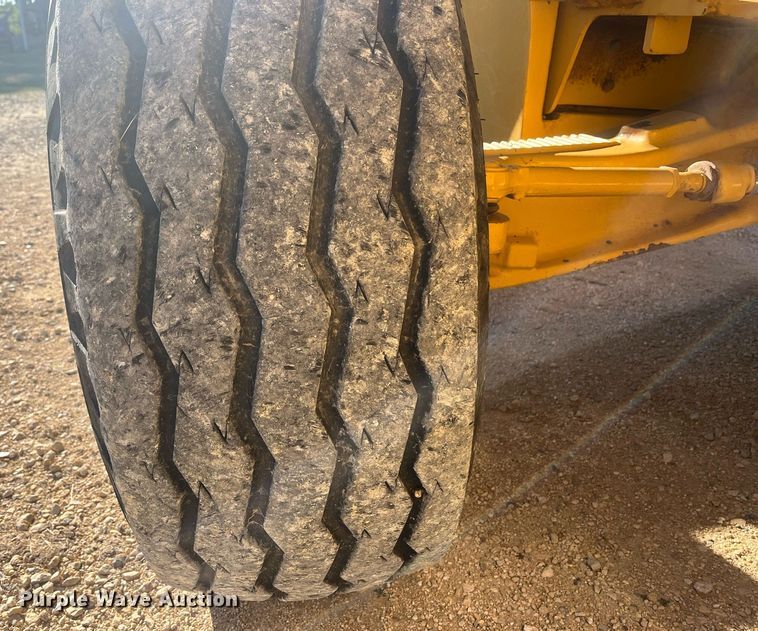 image for item EI0507 2017 John Deere 710L  backhoe