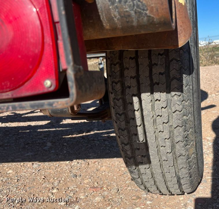 image for item EI0511 2008 Oilfield  reel trailer