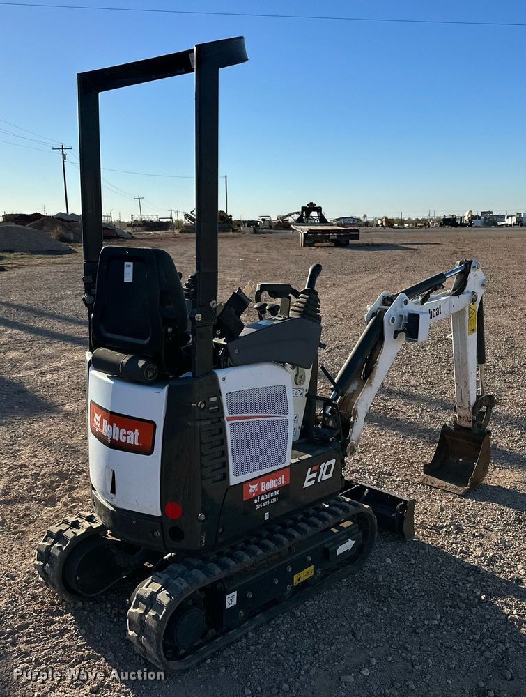 image for item EI0512 2018 Bobcat E10  mini excavator