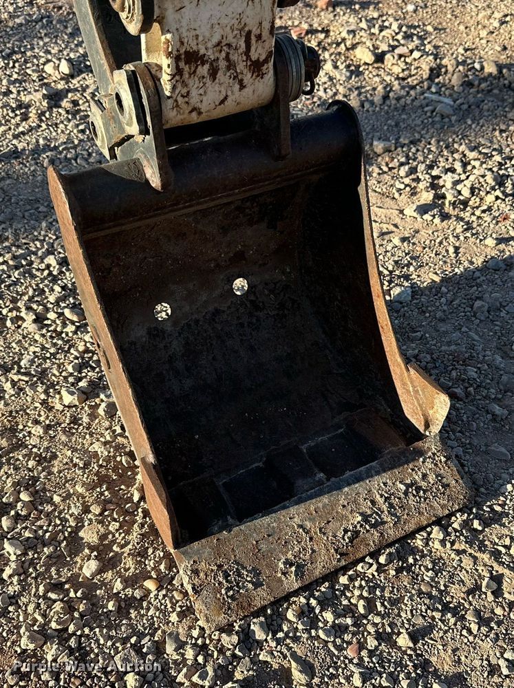 image for item EI0512 2018 Bobcat E10  mini excavator