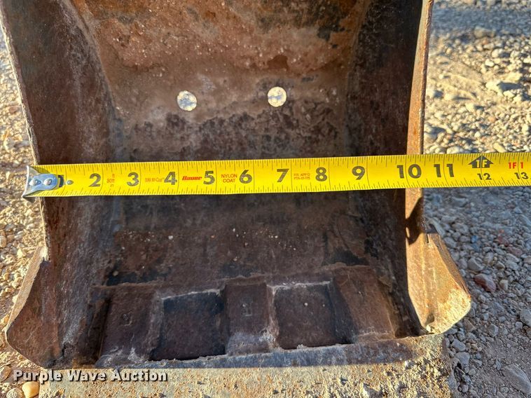 image for item EI0512 2018 Bobcat E10  mini excavator