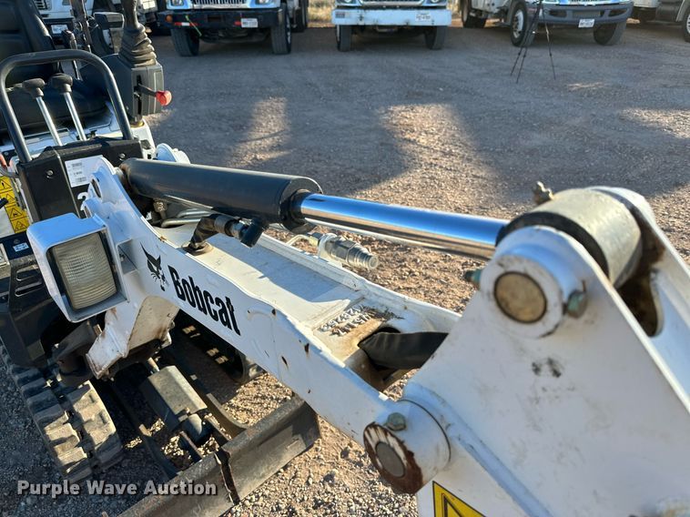 image for item EI0512 2018 Bobcat E10  mini excavator