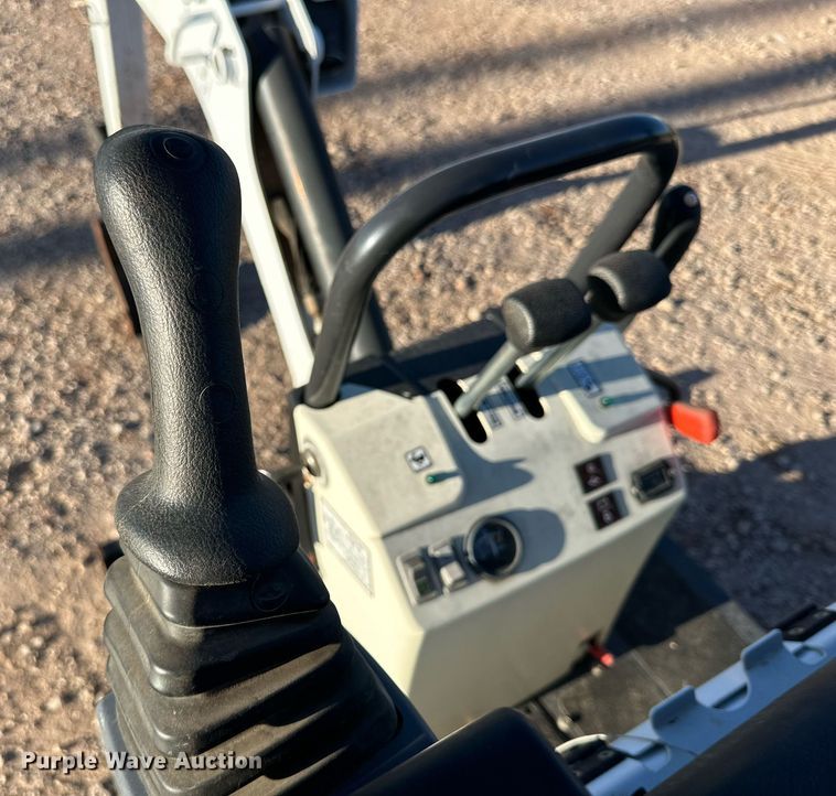 image for item EI0512 2018 Bobcat E10  mini excavator