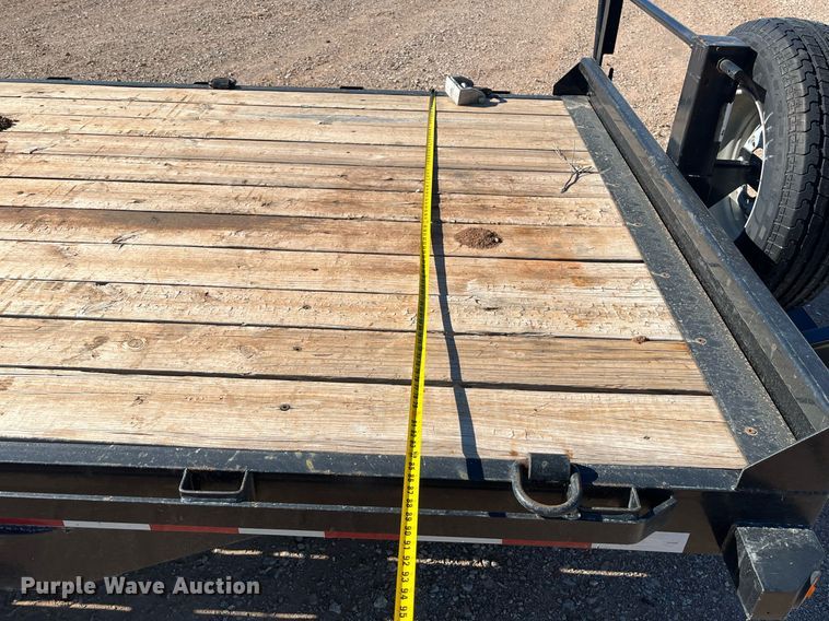 image for item EI0513 2020 Big Tex 14ET-20BK-MR  equipment trailer