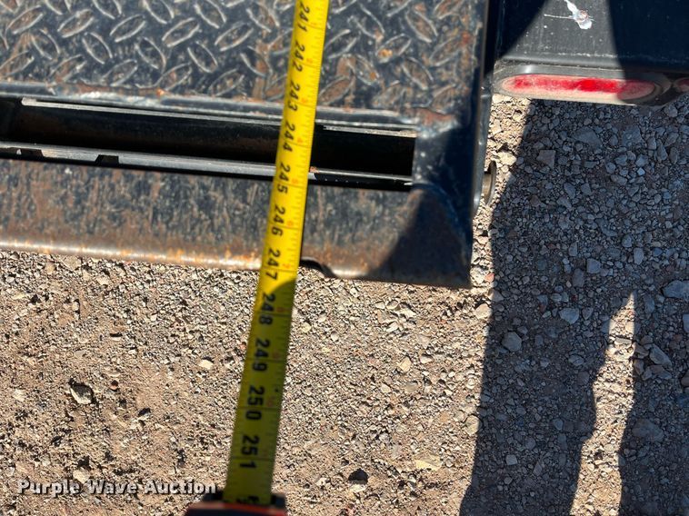 image for item EI0513 2020 Big Tex 14ET-20BK-MR  equipment trailer