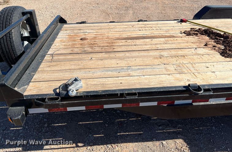 image for item EI0513 2020 Big Tex 14ET-20BK-MR  equipment trailer