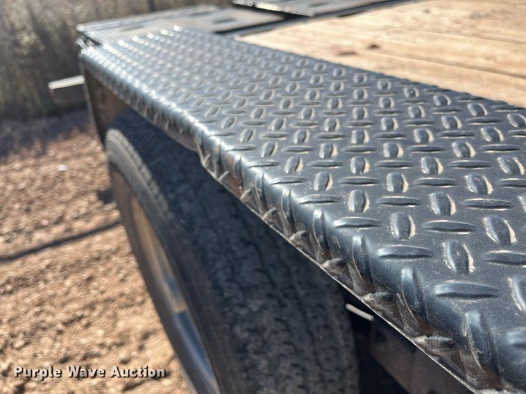 image for item EI0513 2020 Big Tex 14ET-20BK-MR  equipment trailer