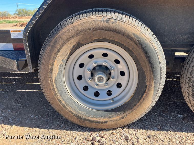 image for item EI0513 2020 Big Tex 14ET-20BK-MR  equipment trailer