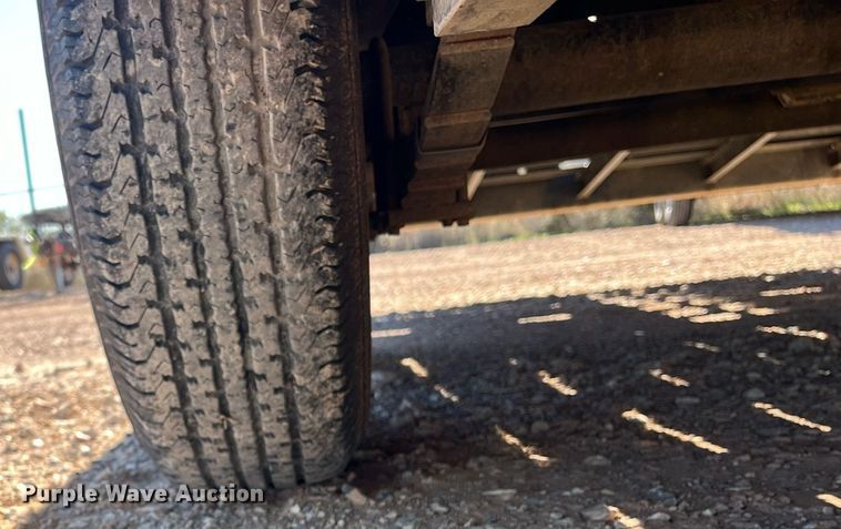 image for item EI0513 2020 Big Tex 14ET-20BK-MR  equipment trailer