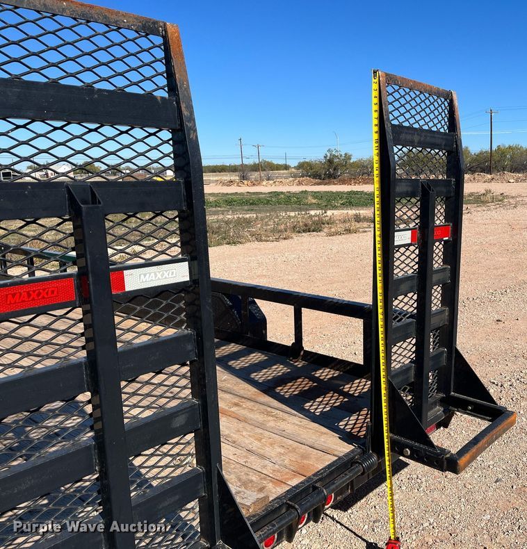 image for item EI0514 2018 MAXXD  equipment trailer