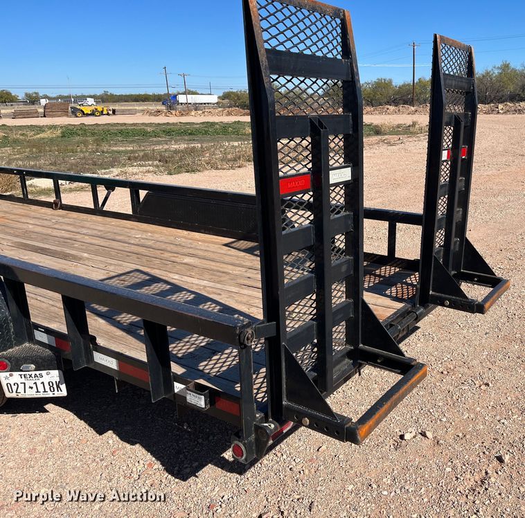image for item EI0514 2018 MAXXD  equipment trailer