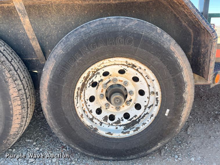 image for item EI0514 2018 MAXXD  equipment trailer