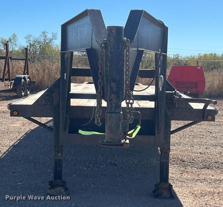 image for item EI0517 1998 Century Trailer  equipment trailer