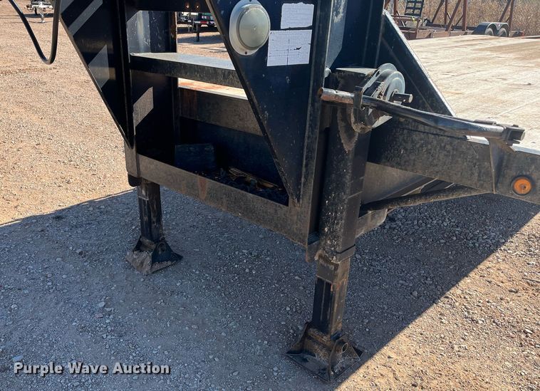 image for item EI0517 1998 Century Trailer  equipment trailer