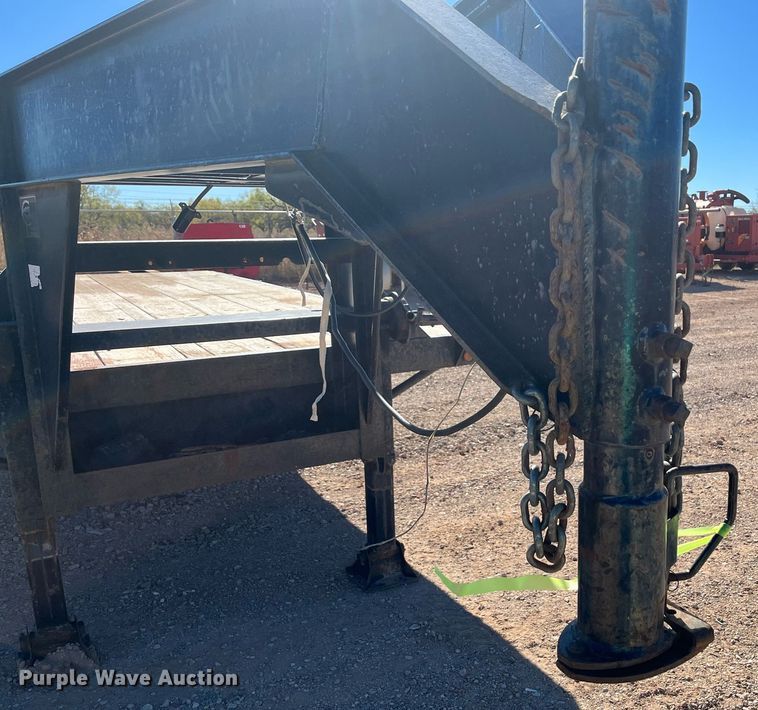 image for item EI0517 1998 Century Trailer  equipment trailer