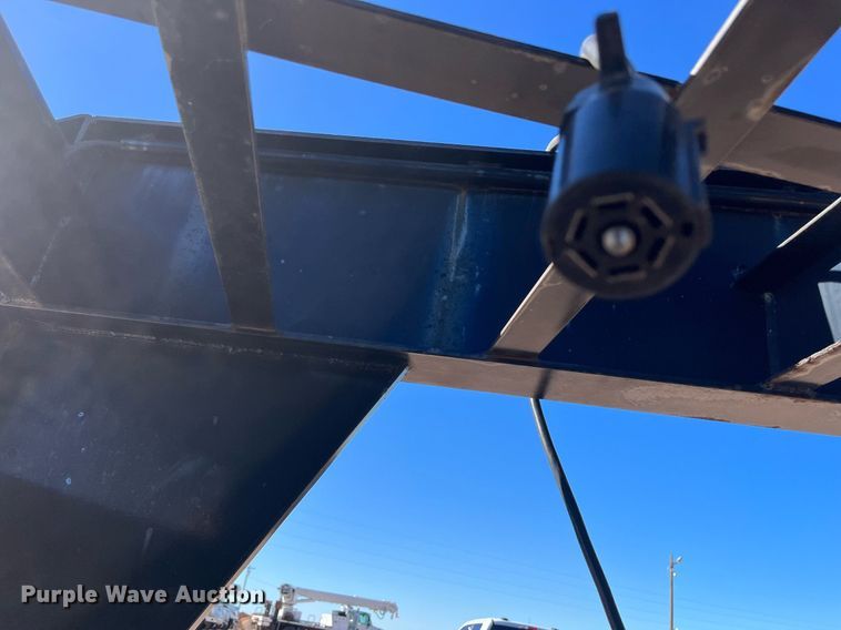 image for item EI0517 1998 Century Trailer  equipment trailer