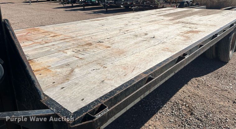 image for item EI0517 1998 Century Trailer  equipment trailer