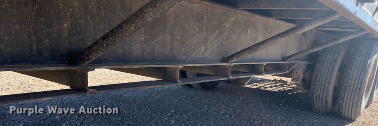 image for item EI0517 1998 Century Trailer  equipment trailer