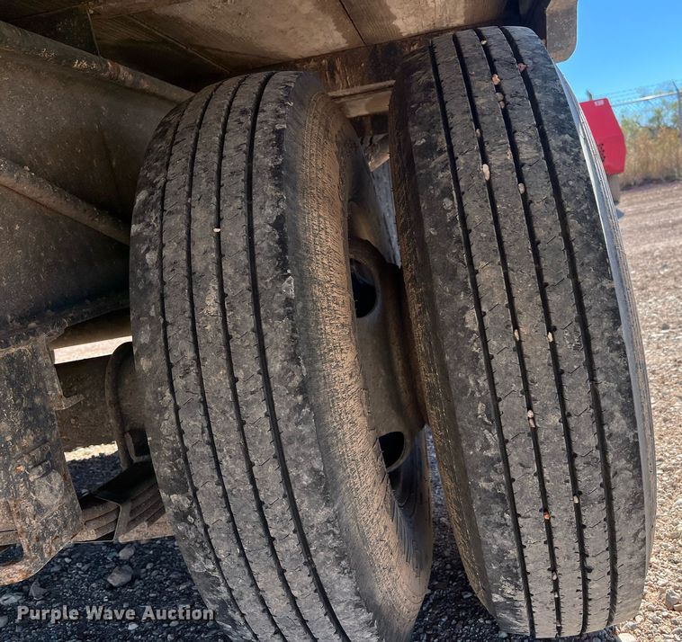 image for item EI0517 1998 Century Trailer  equipment trailer