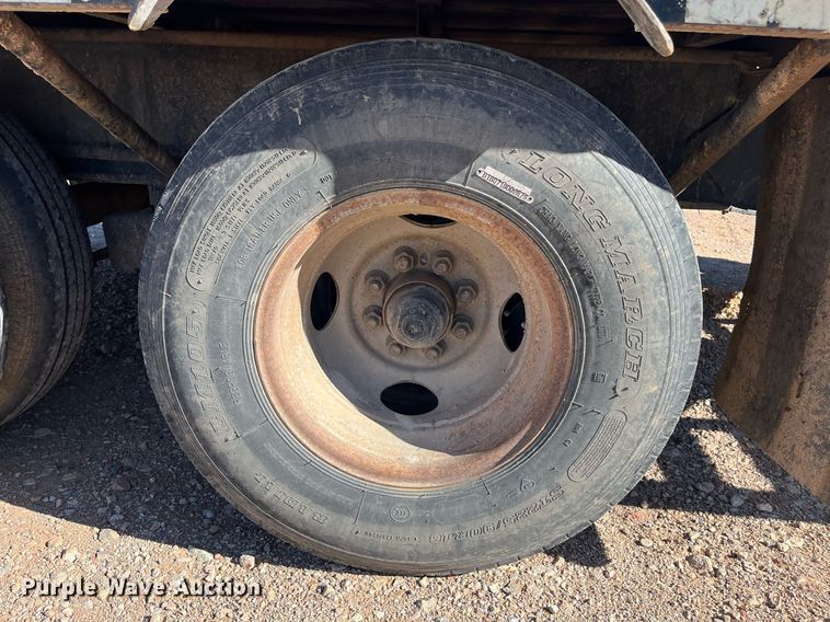 image for item EI0517 1998 Century Trailer  equipment trailer