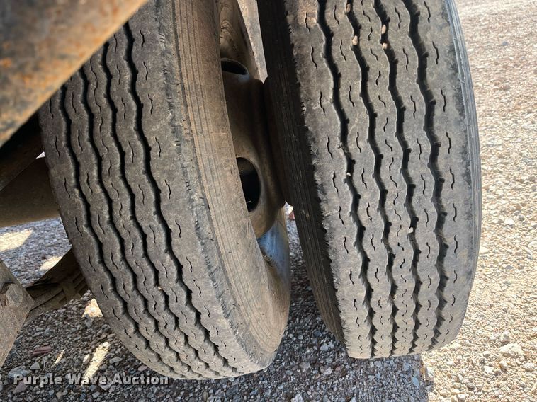 image for item EI0517 1998 Century Trailer  equipment trailer