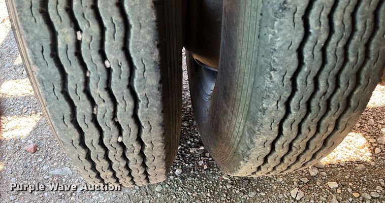 image for item EI0517 1998 Century Trailer  equipment trailer