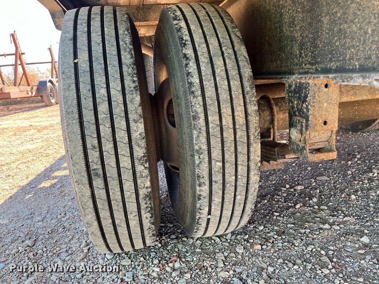 image for item EI0517 1998 Century Trailer  equipment trailer