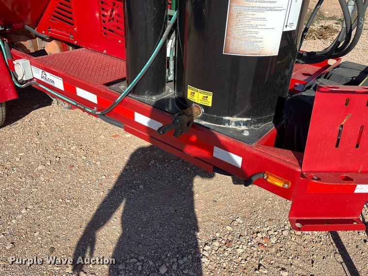 image for item EI0519 Falcon  pothole patcher