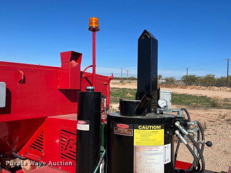 image for item EI0519 Falcon  pothole patcher