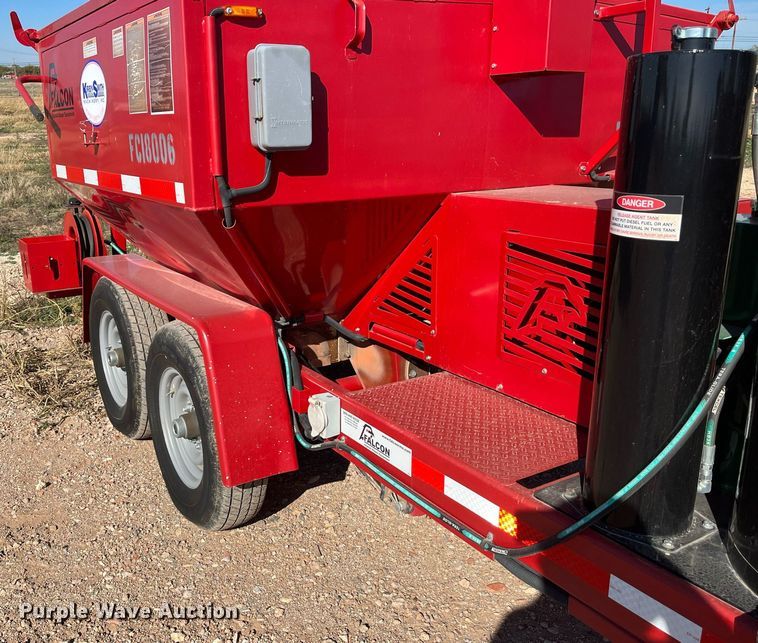 image for item EI0519 Falcon  pothole patcher