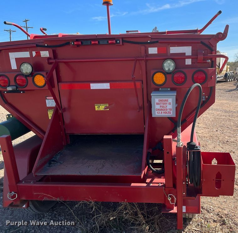 image for item EI0519 Falcon  pothole patcher